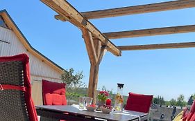 Chalet-Ferienwohnung Sonnenidyll, 51 Qm, Wellness/Fitness/Sauna - Bergroedelhof